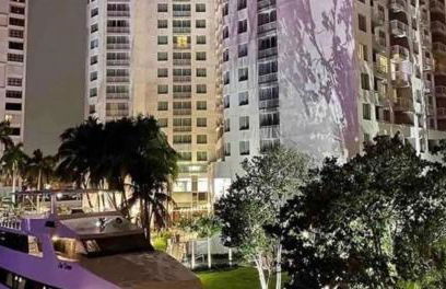 Modern Condo by the Beach, Water Taxi Stop, Prime Location! - Foto 35