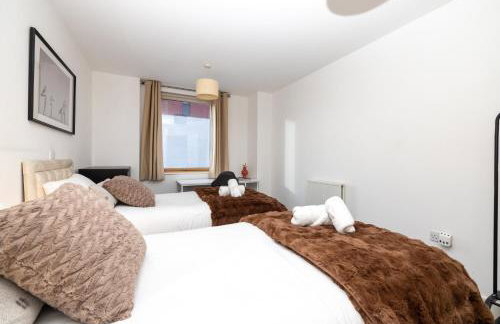 Cosy, modern high rise with views! 2 bedroom - Foto 11