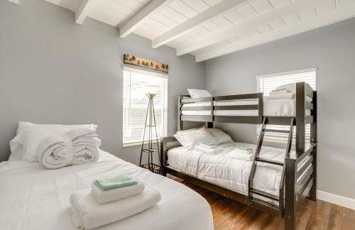 Bright Pinellas Park Getaway with Private Pool! - Foto 18