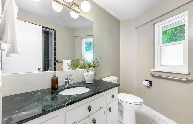 Wildflower by Avantstay Gorgeous Wine Country Home w Pool Bocce Ball Court Huge Yard - Foto 24