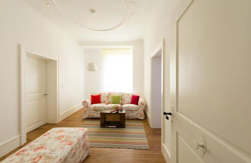 Am Puls der größten Stadt am See - Foto 3