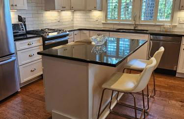 Low Country Cottage in Beautiful Habersham - Photo 22