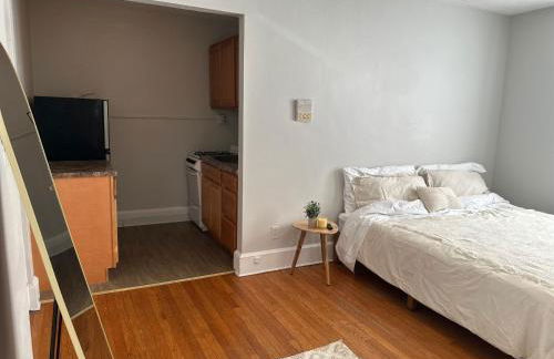 Serene Nordic Escape Close to Yale - Photo 3