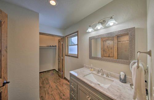 Expansive Group Lake House with Private Hot Tub! - Photo 32