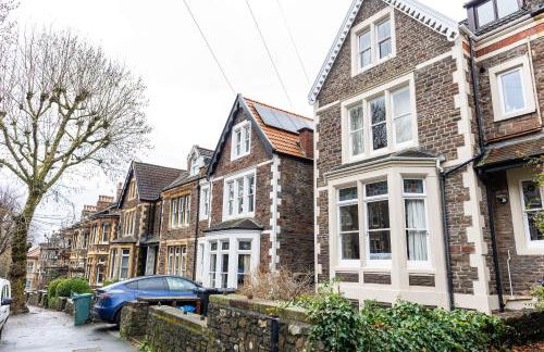 2-Bed Apartment in Redland, Bristol - Work-Ready - Foto 2