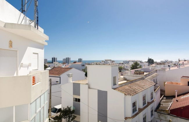 Remarkable 2-bed Apartment - Foto 1