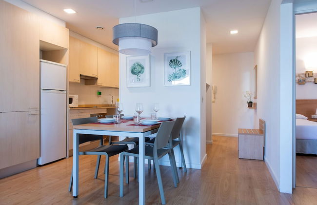 Aparthotel Aura Park Fira Barcelona - Photo 17