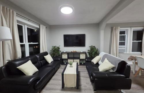 2 Bedroom's, 1 Bathroom,10min-Airport & Boston, 7min-EncoreCasino - Foto 1