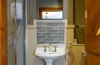 Finest Retreats - Shepherds Cottage at Mile House Farm - Foto 21