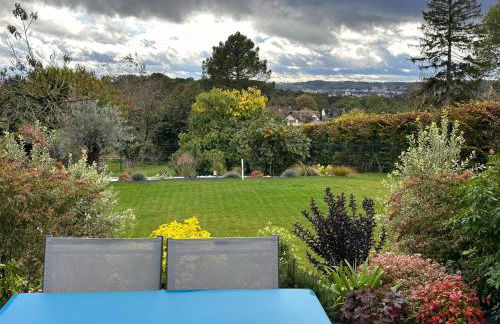 La Villa Perchée, Appartements Élégants, sauna Privé, sport, terrasses et Vue Panoramique, Parking protégé, proche PARIS - Foto 53