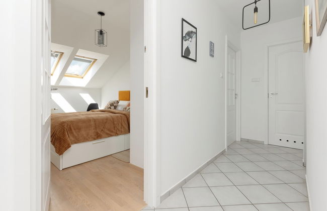 Spacious 3 Bedroom Apartment by Renters - Foto 39