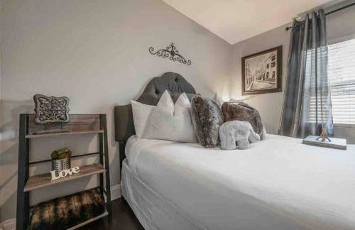 Chic pad in center of Seminole Heights-322 - Foto 30