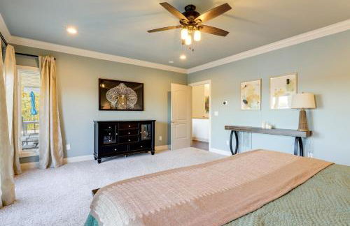 Lakefront Haven with Hot Tub and Game Room in Hickory! - Foto 16