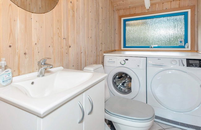 8 Person Holiday Home in Skals - Foto 8