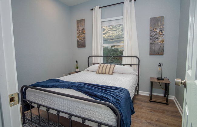 Downtown Dream Home Spacious 4br/2ba Sleeps 12! - Foto 4