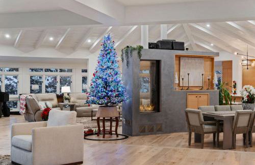 Exclusive Resort Escape - Heated Pool, Spa & Pickleball - Foto 24