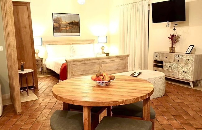 Hero's Garden Relais - Photo 25