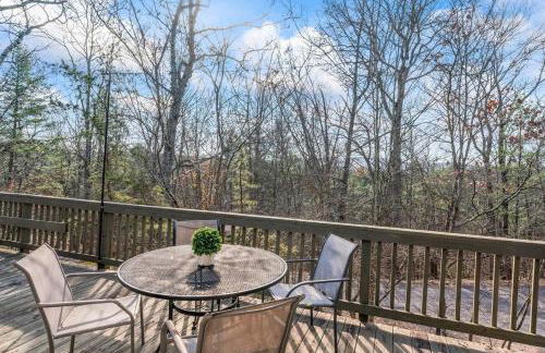 Resort Getaway - Golf, BMX trail, Hot Tub & Arcade! - Foto 47