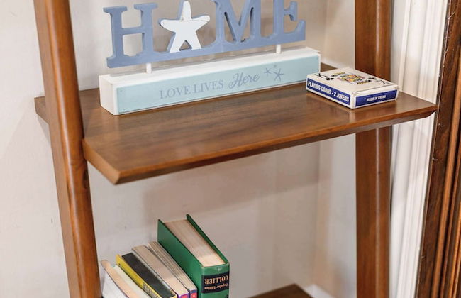 Luxury Estate With Sparkling Pool & Elegant Amenities - Foto 80