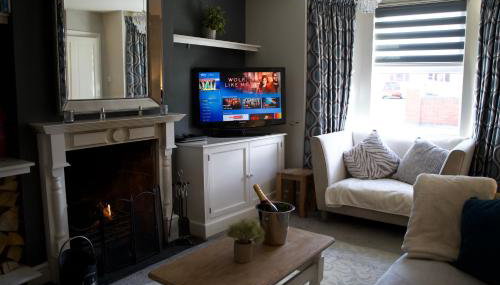 Stunning 5 Bedroom Victorian home with optional hot tub - Foto 2