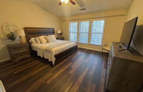 Beautiful and cozy house in Duluth! - Foto 10