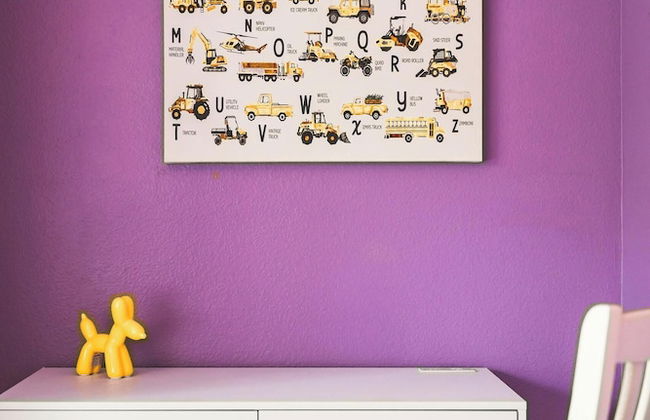 Spacious Retreat w Modern Decor and Private Yard - Photo 55