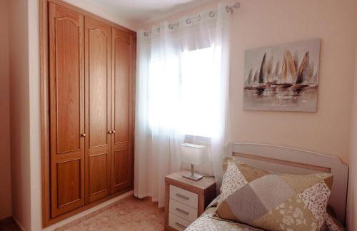 Apto ACHE, acogedor apartamento de 66 m con terraza, aire acondicionado y parking privado gratuito - Foto 14