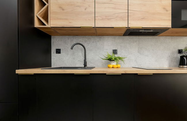 Black & Wooden Apartment by Renters - Foto 6