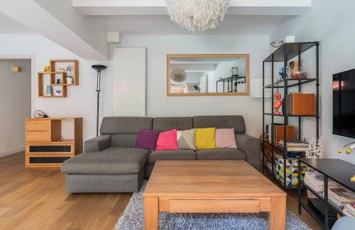 Apt T5 rénové avec bureau jardin et parking en centre ville - Foto 9