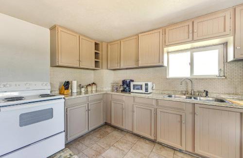 Secluded Stay Serene Farmhouse in Trinidad! - Foto 8