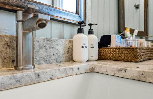 Family & Pet-Friendly - Walk to Beach & Pier - Foto 30