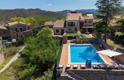 21 Sleeps Private Pool Villa & BBQ Near Barcelona - Foto 5