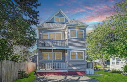 The Otis House by Bayley Vacation Rentals - Foto 1