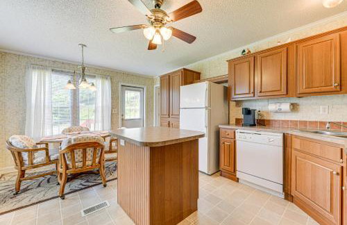 12 Mi to Hot Springs! Home with Pet-Friendly Yard - Foto 6