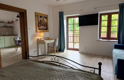 Apartamenty LOS NOBLES w spokojnej okolicy w pobliżu jeziora - Foto 20