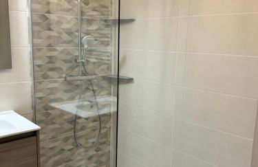 Appartement une chambre proche centre ville et transports - Foto 8