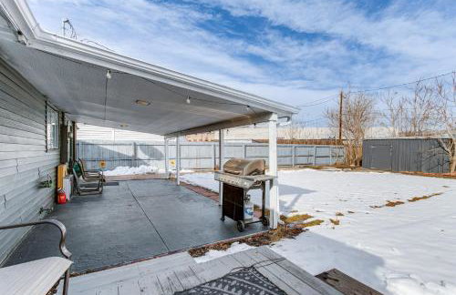 Covered Patio, Gas Grill and Yard Sheridan Home! - Foto 3