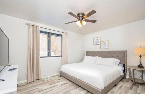 Green Bay Cozy home, 3 bed rooms, 6 beds, 2 bath - Foto 11