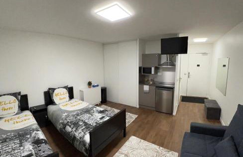 STUDIO proche du centre PARIS 15 min - Foto 1