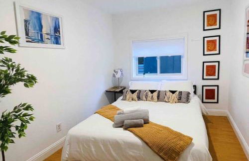 Artist's retreat near the heart of the city - Photo 2