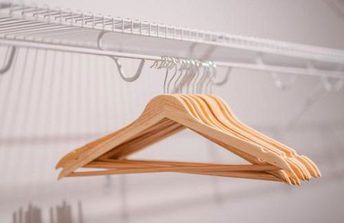 Savvy Retreat Pooler King Bed Gym Pool - Foto 29