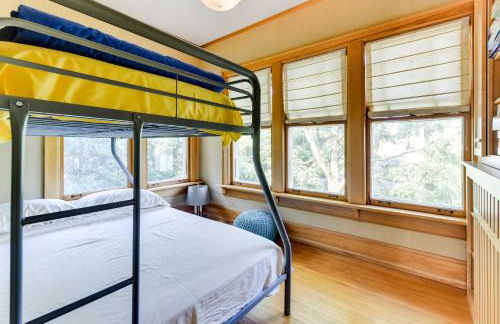 Charming MPLS Home with Patio - Walk to Uptown! - Foto 27