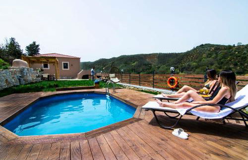 Ampelos Cretan Villa - Private Pool & Heated Ozone Jacuzzi - Photo 6