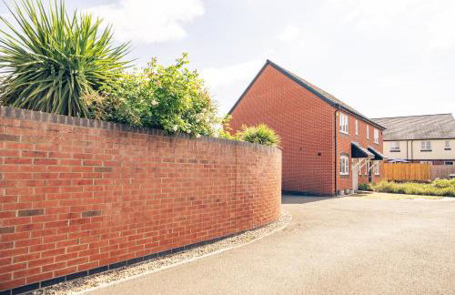 Beautiful 3 Bedroom Home Near Worcester - Photo 6