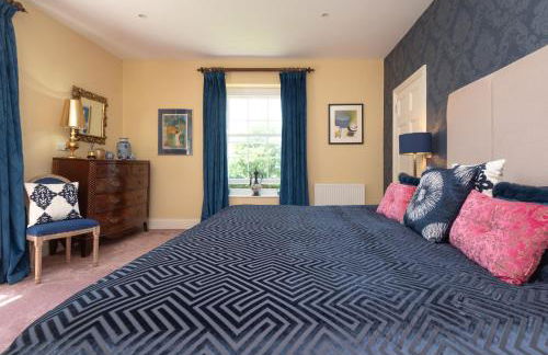The Vicarage - Grand Country House, Walking Distance to Padstow and with Pub Across the Road - Foto 16