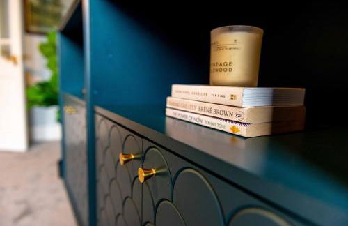 St Johns, Wakefield - Self check in & free parking - Foto 29