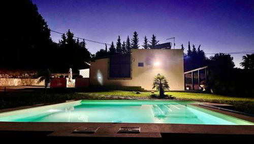 Strelitzia's house with heated pool , private garden and private parking & wi-fi - Foto 2