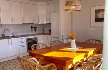 Apartamento familiar en el centro de Benasque con terraza - Photo 2