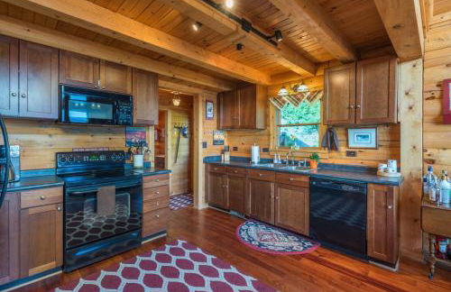 Above the Clouds Log Cabin, Hot Tub & Views! - Photo 2