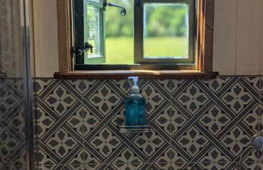 Kenny’s Hut - Foto 19